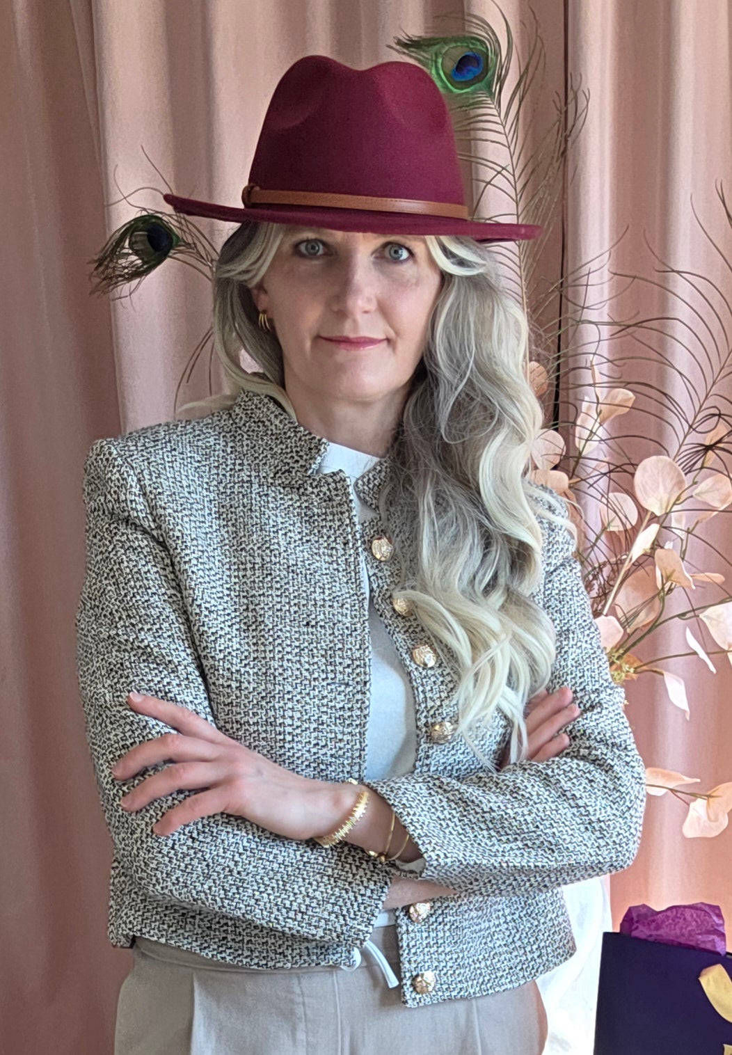 Tweed-inspirerad jacka med guldknappar