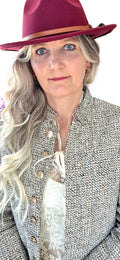 Tweed-inspirerad jacka med guldknappar