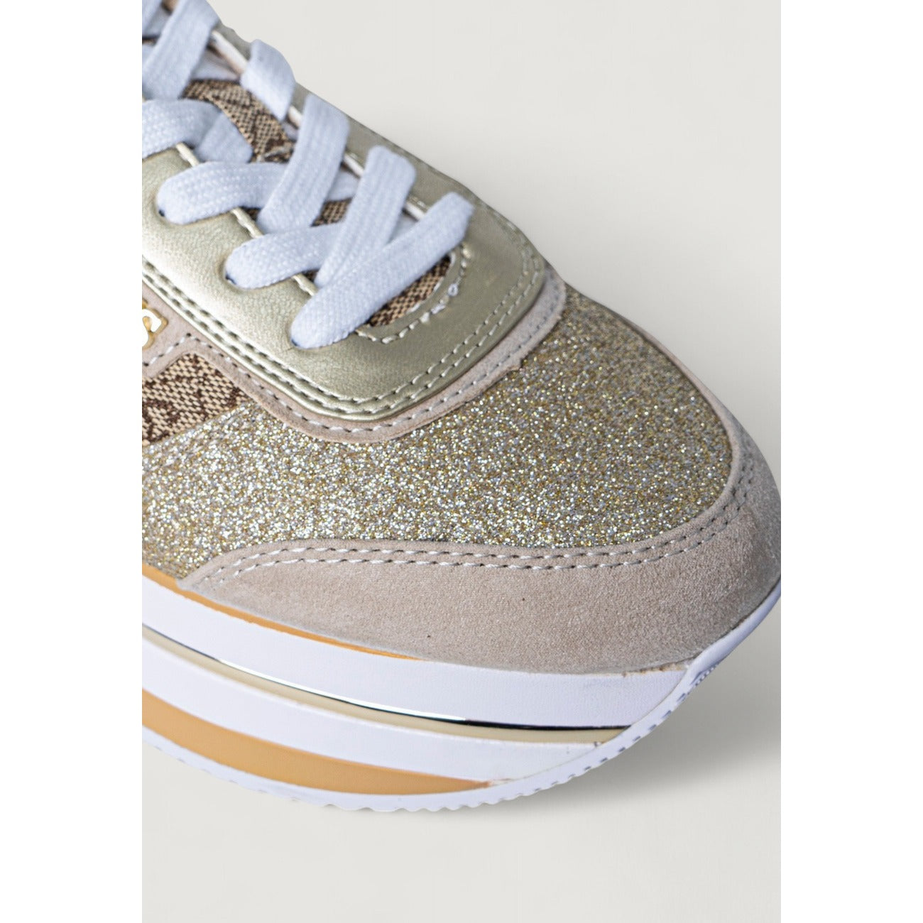 Guess - Guess Kvinna Sneakers