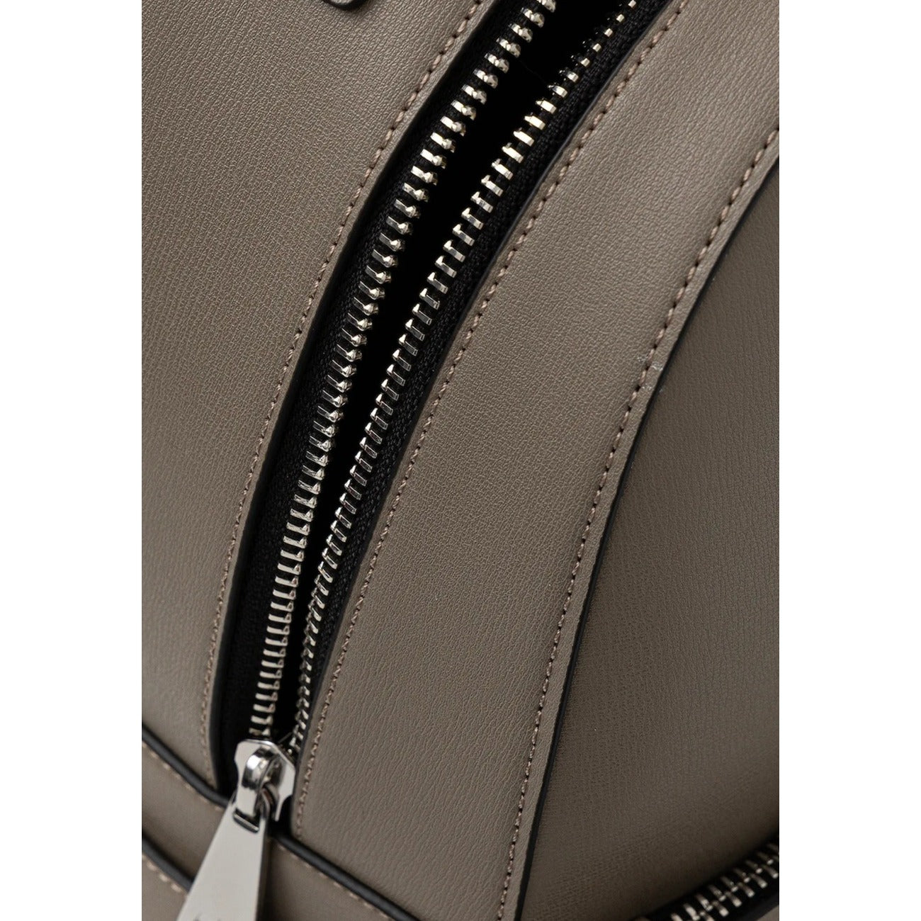 Armani Exchange - Armani Exchange Väska Kvinna