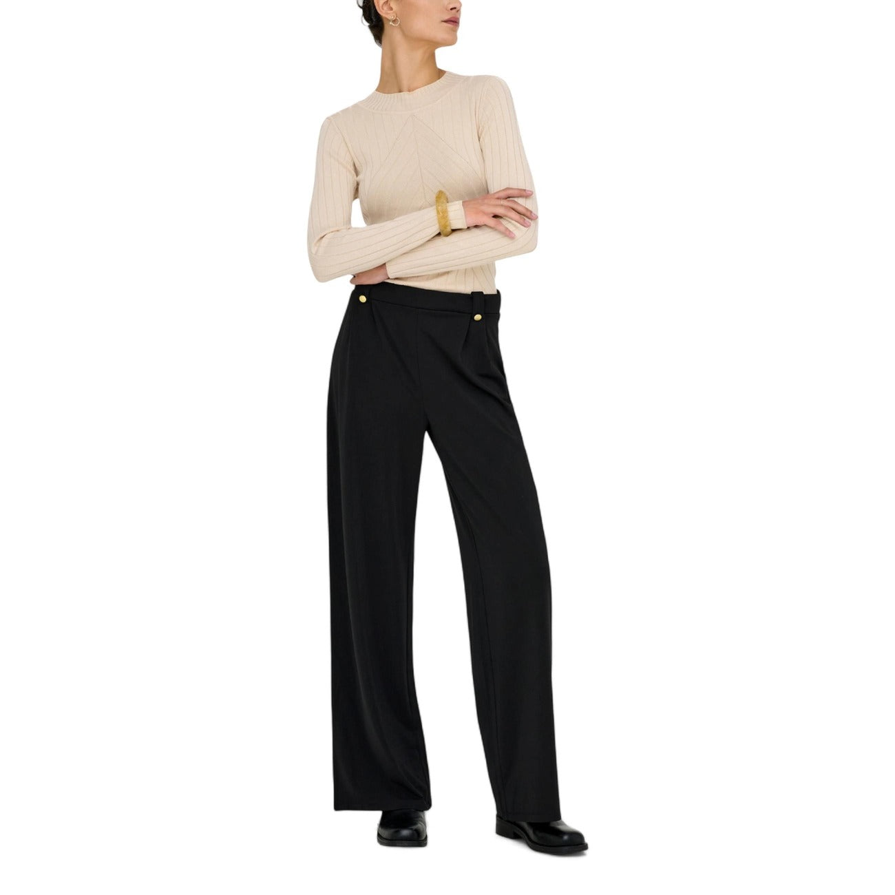 Jacqueline De Yong - Jacqueline De Yong Stickat Kvinna